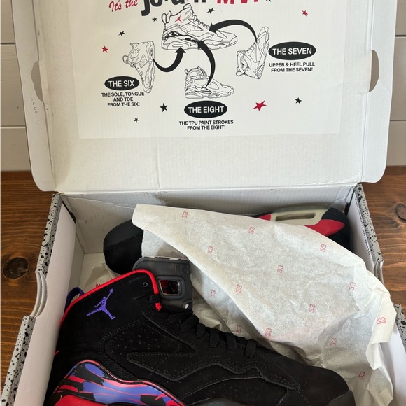 Jordan MVPs size 6Y - Picture 5 of 6